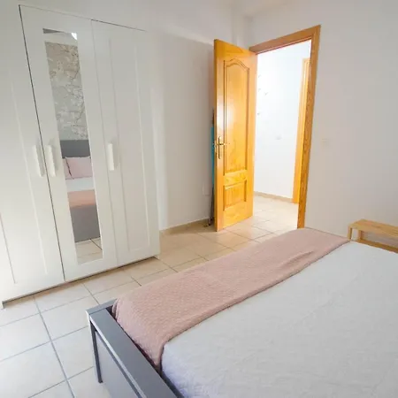 Appartement El Pescador-where Art And Meet